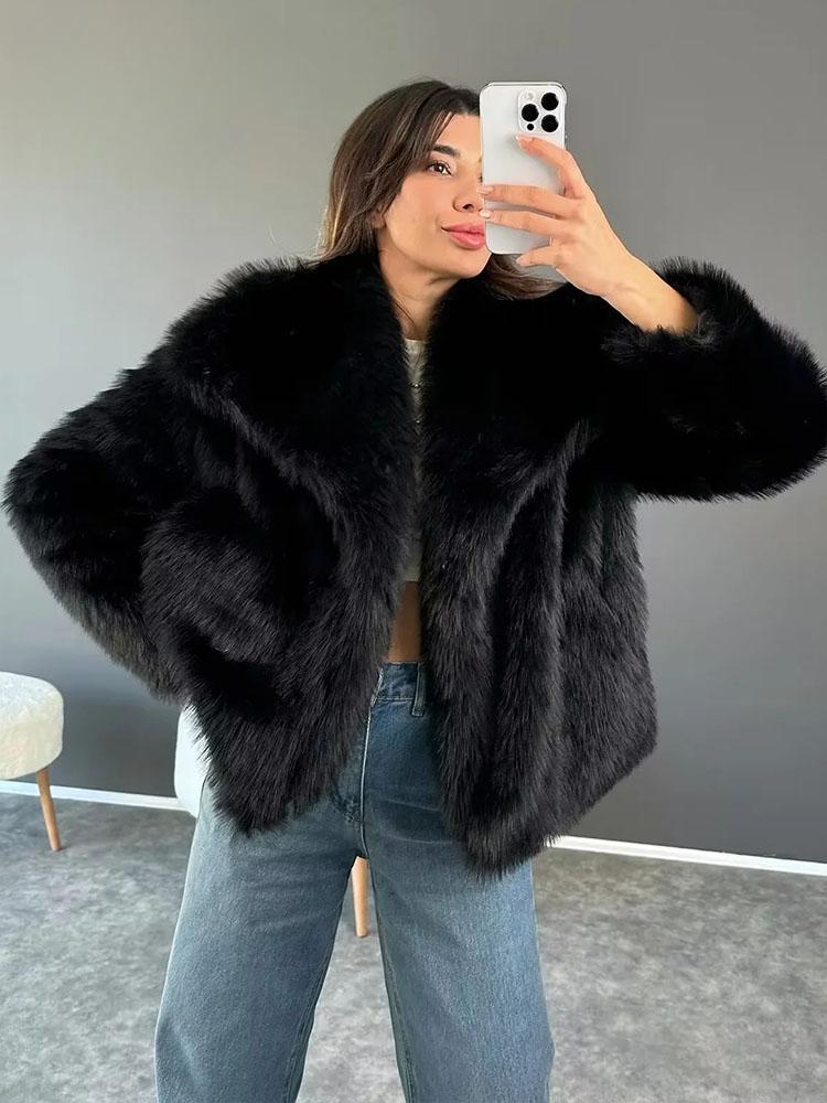 Sara - Trendy Faux Fur Jacket